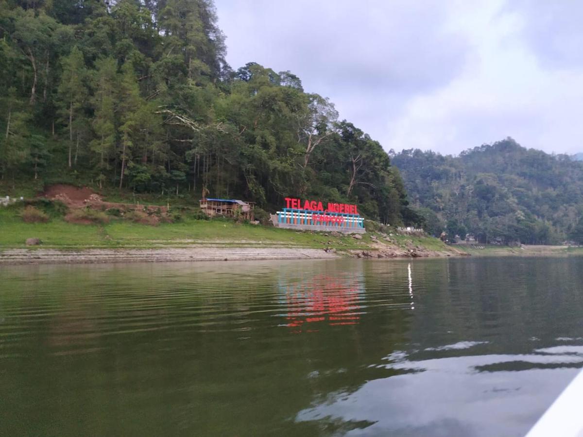 Hotel "Ngebel Indah" Bagian luar foto
